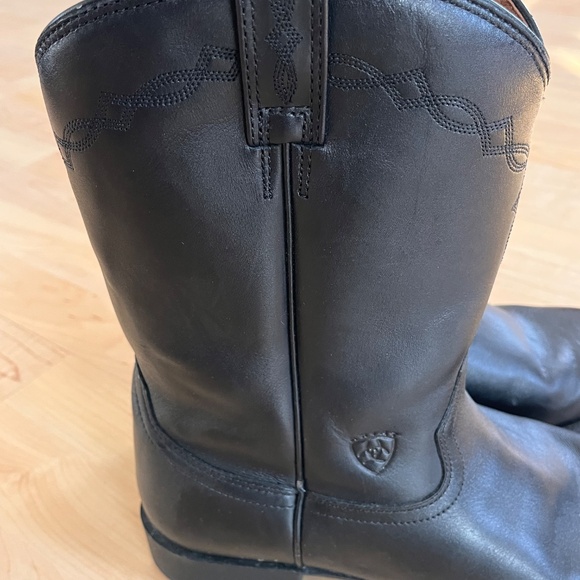 Men’s Ariat Black Leather Boots Cowboy Work Style Size 12 EE main image 9